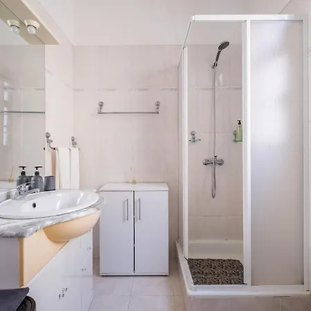 Дом отдыха The Balcony - By Wehost *