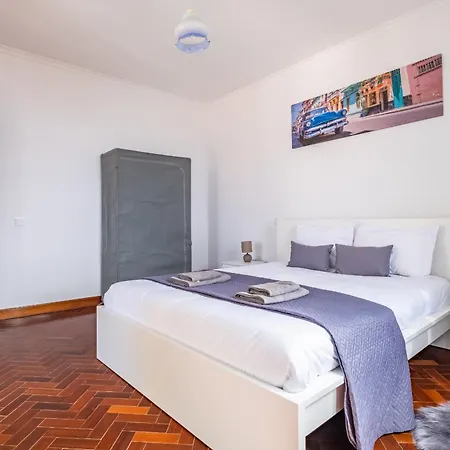 The Balcony - By Wehost Дом отдыха Санта-Крус