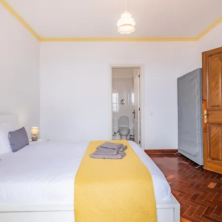 The Balcony - By Wehost Санта-Крус